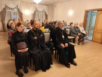В Ванино и Советской Гавани почтили память священнослужителей, пострадавших за веру